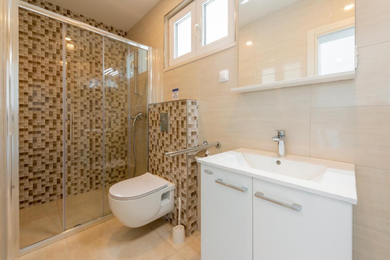 קאבטאט Apartments Mrkan מראה חיצוני תמונה