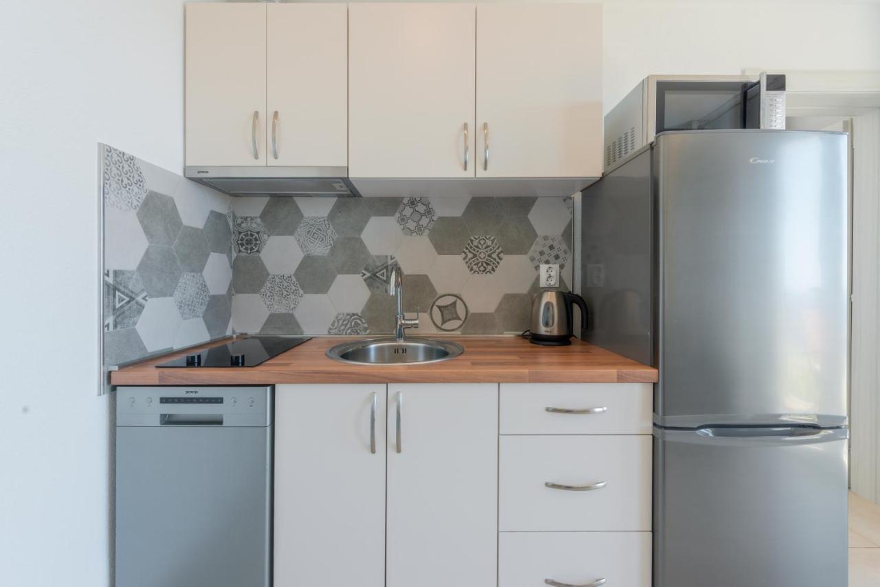 קאבטאט Apartments Mrkan מראה חיצוני תמונה