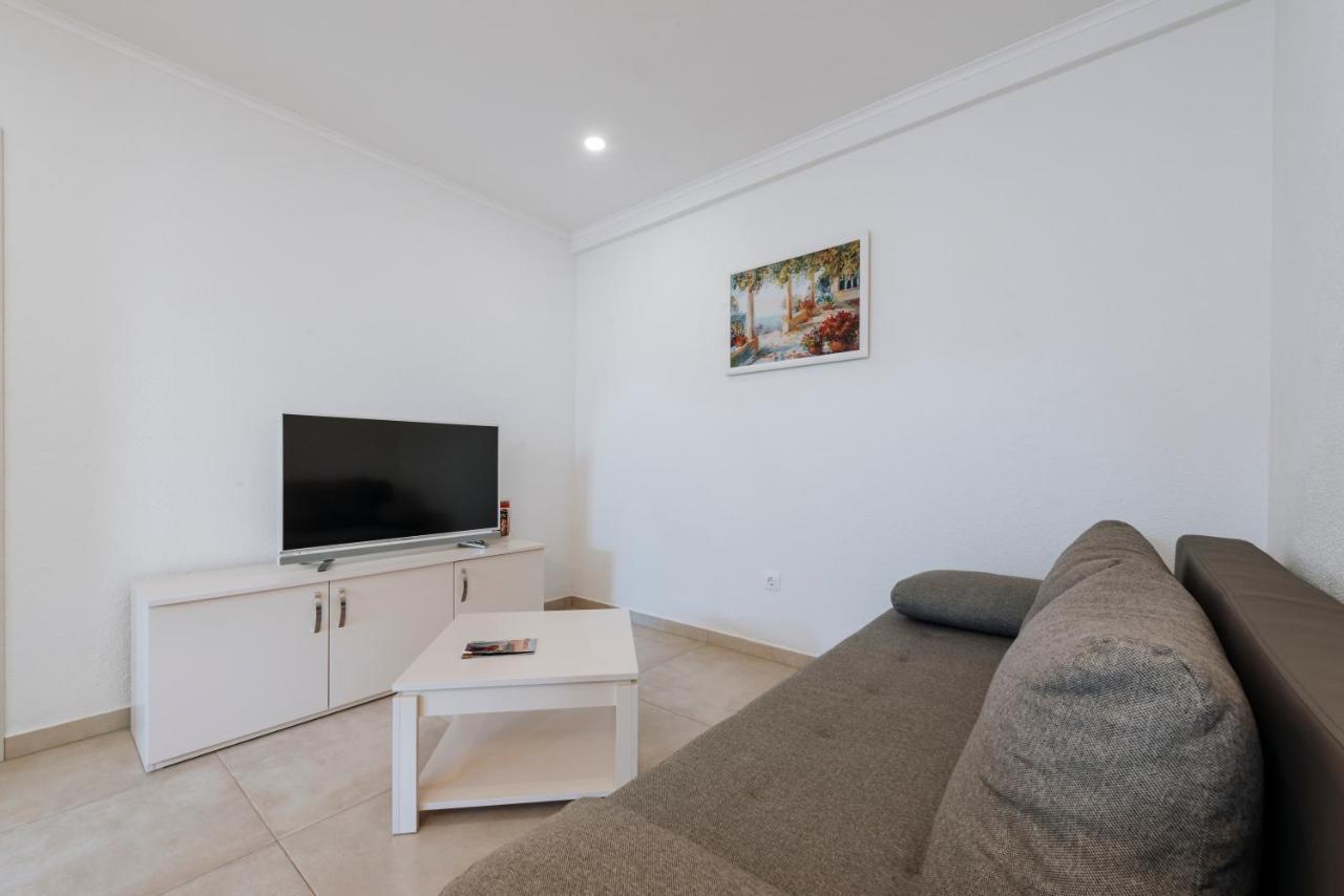 קאבטאט Apartments Mrkan מראה חיצוני תמונה